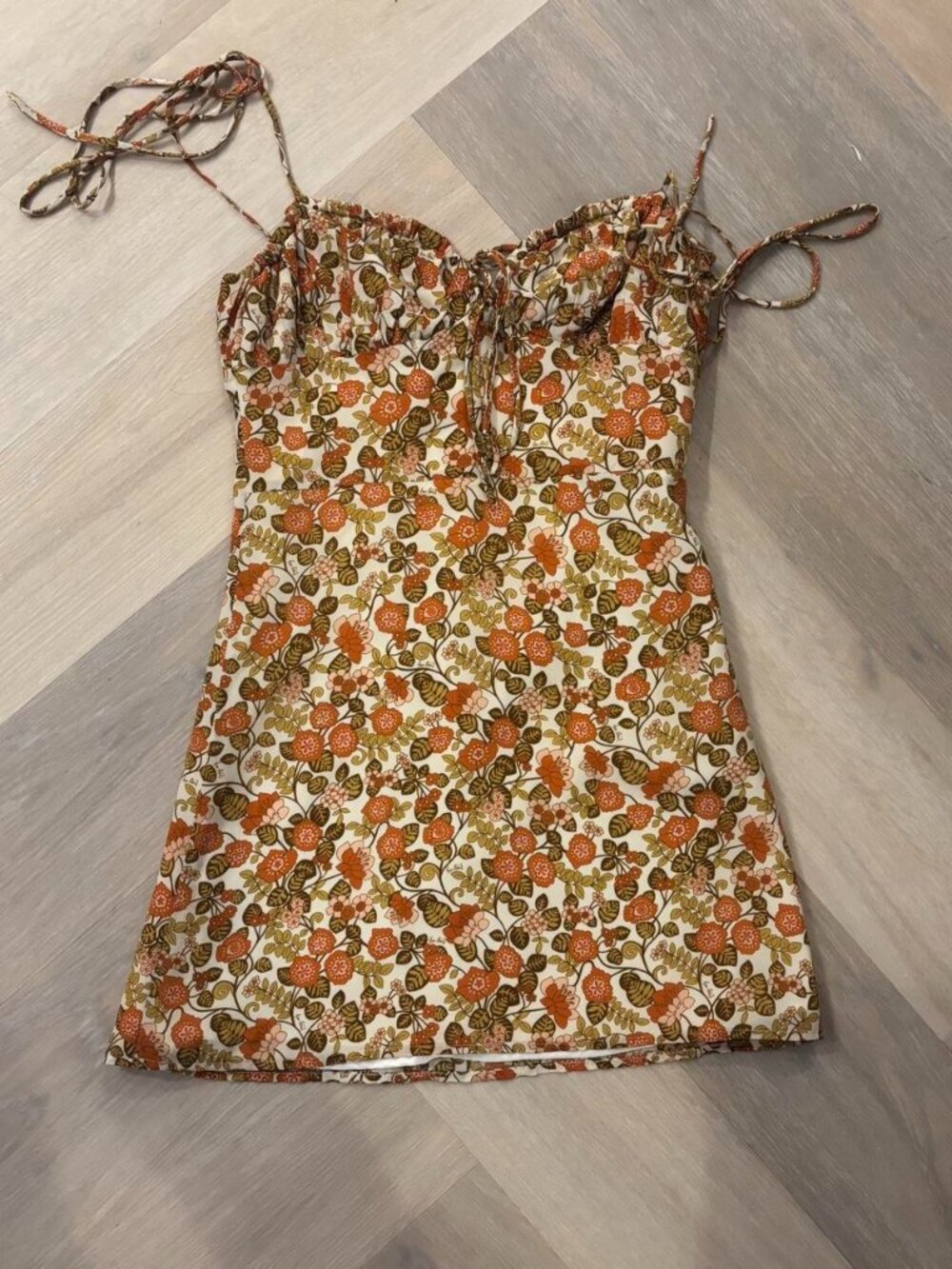 Réalisation Par rare Devon silk mini dress in 70's floral XS